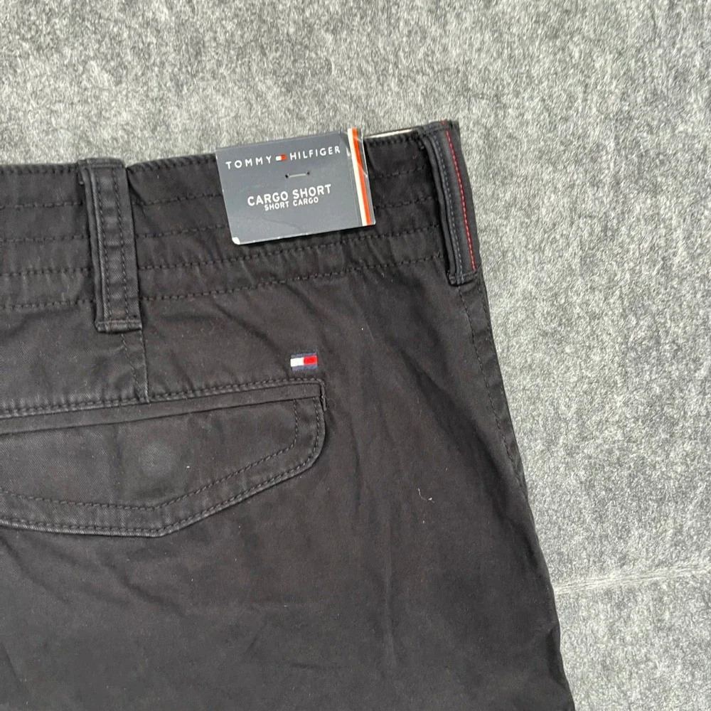 Tommy Hilfiger Cargo Shorts Mens 40 Black Cotton Twill Utility Pockets